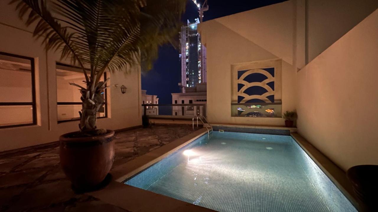 Hostel Neyar Beach Vibes - The Penthouse Dubai Exterior foto