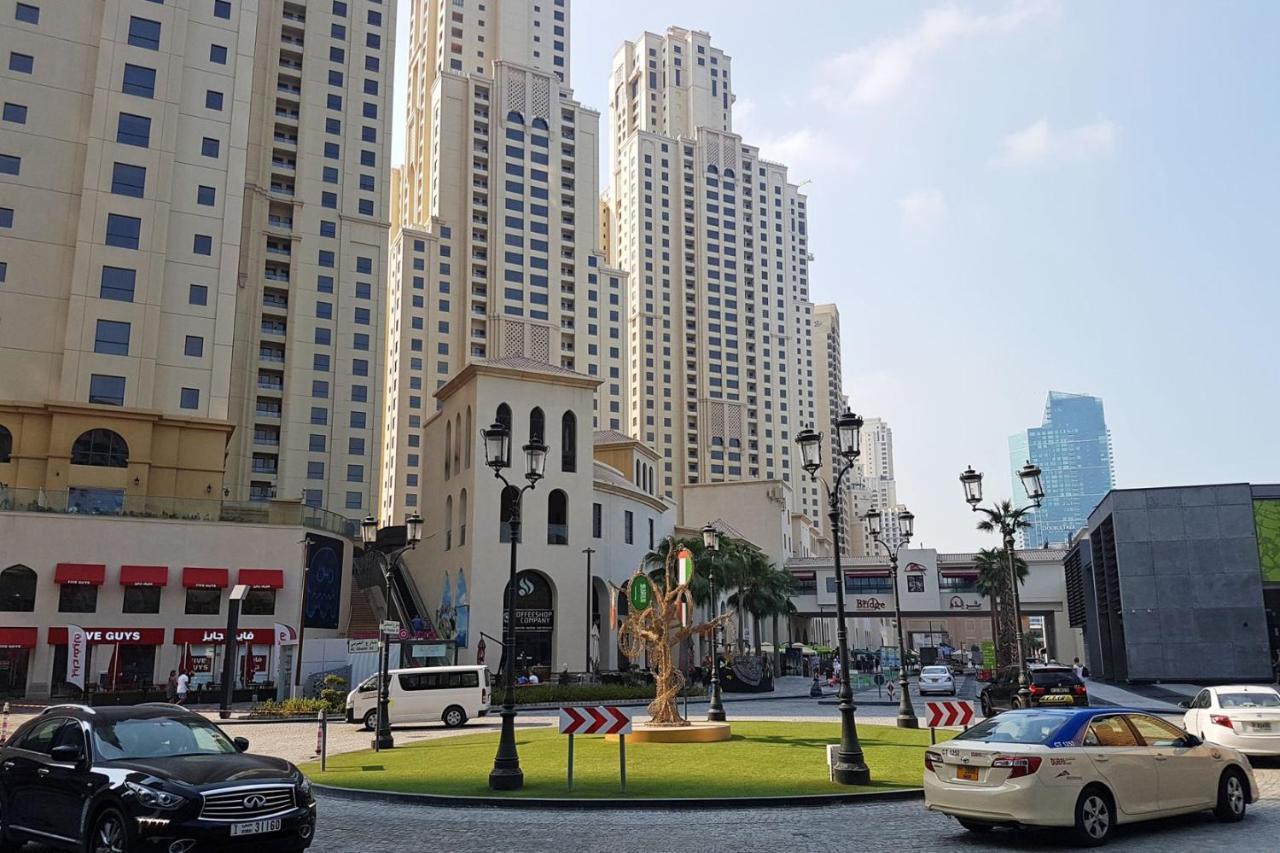 Hostel Neyar Beach Vibes - The Penthouse Dubai Exterior foto