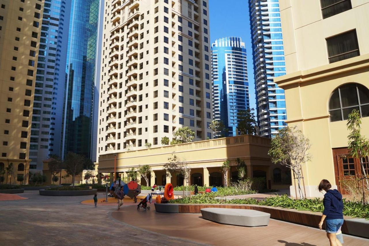 Hostel Neyar Beach Vibes - The Penthouse Dubai Exterior foto