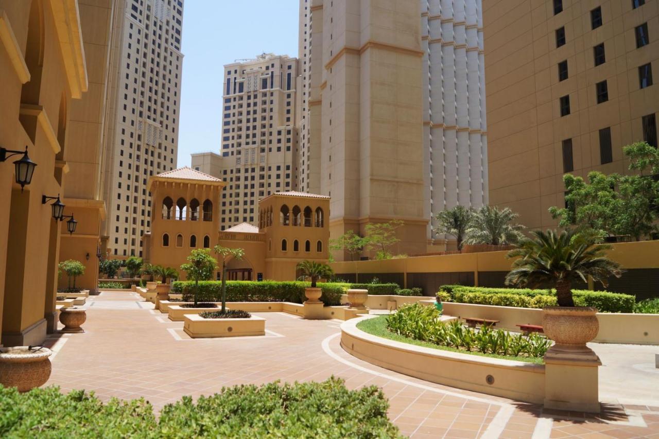 Hostel Neyar Beach Vibes - The Penthouse Dubai Exterior foto